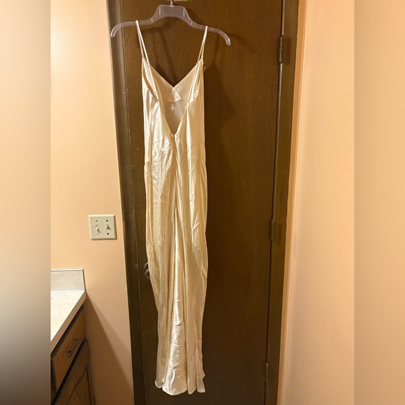 Shona Joy La Lune Low Back Gown in Cream - Picture 6 of 9